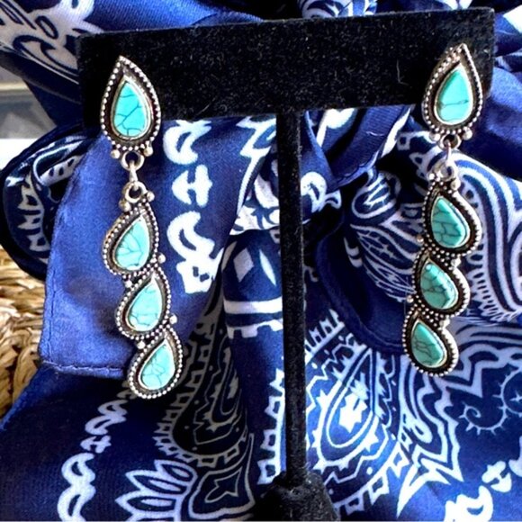Turquoise Navajo turquoise and silver long dangle earrings - Picture 1 of 4